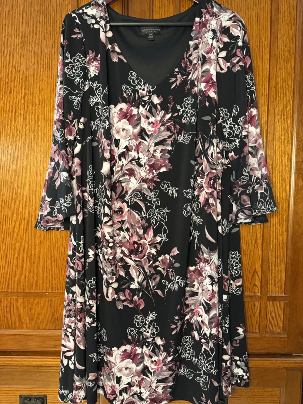 connected apparel Floral Midi Bell Sleeve V-neck Romantic Shift Dress Boho